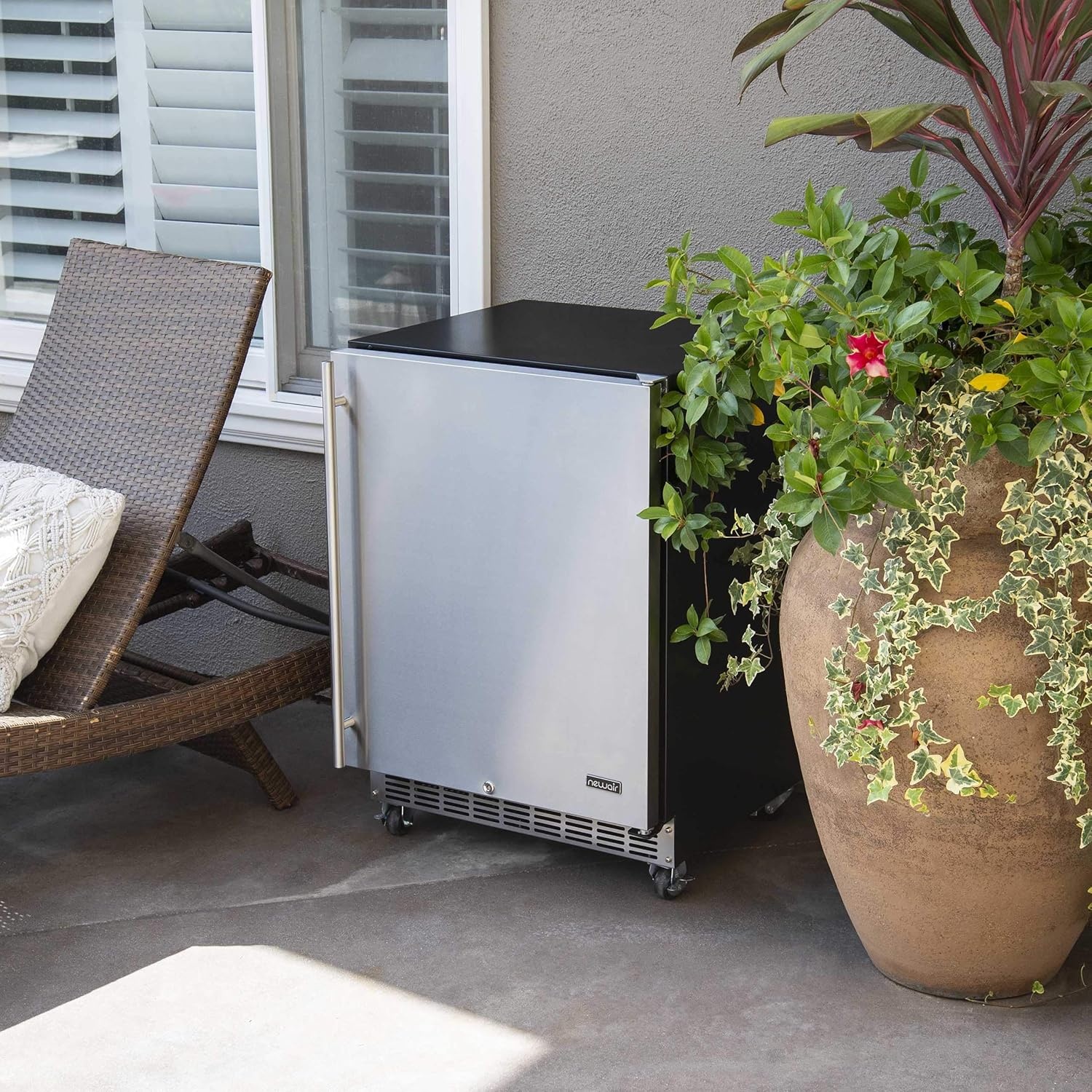 image:imageNewAir 24 Outdoor Beverage Fridge Freestanding or BuiltIn Under counter Refrigerator for Outside Patio Weatherproof Outdoor Fridge for 160 Cans with AutoClosing Door Stainless Steel